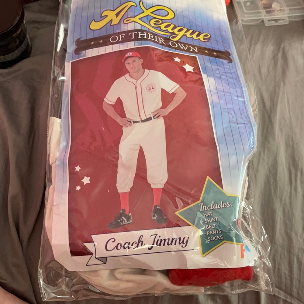 “A league of their own” costume